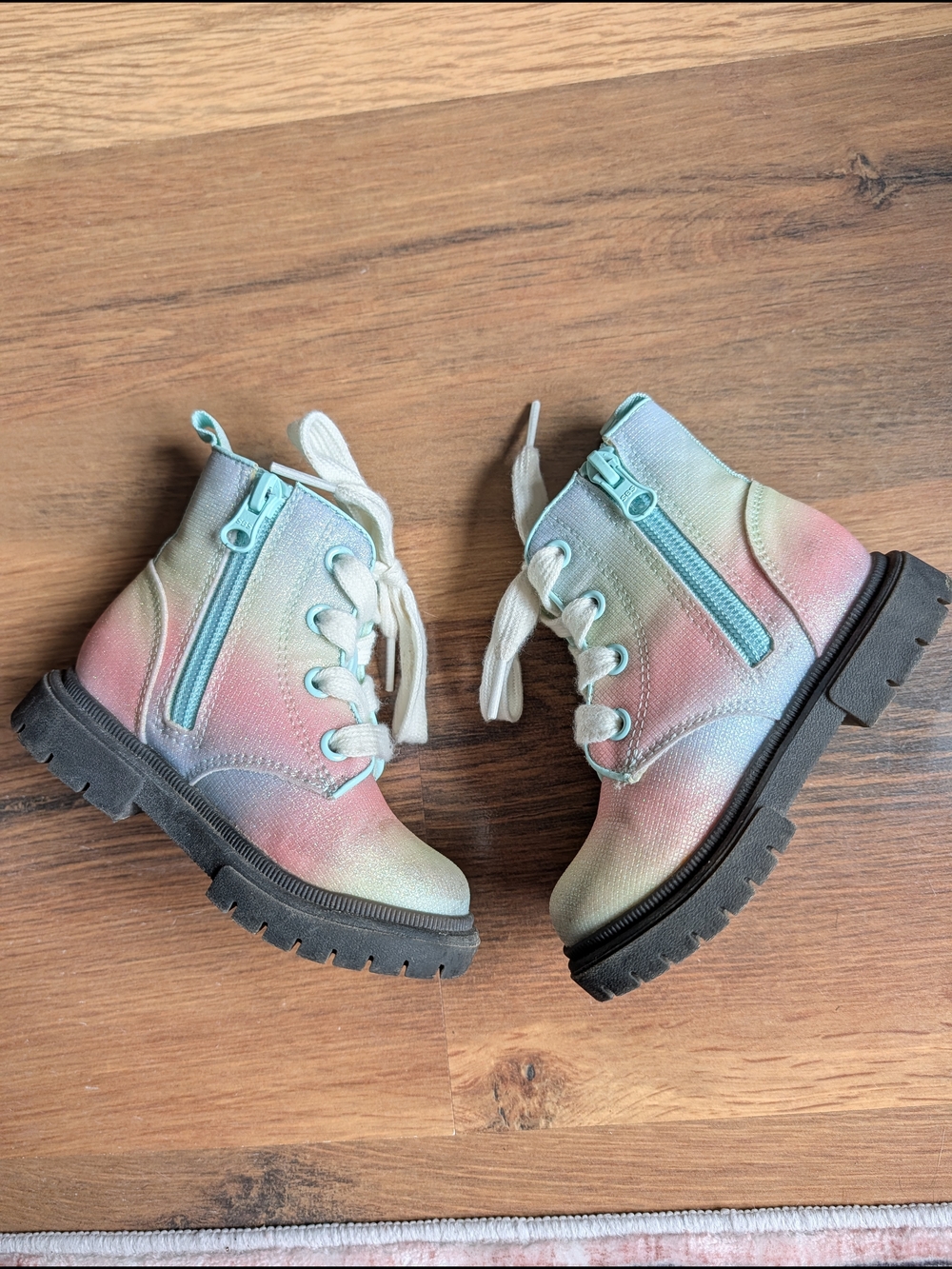 Cat & Jack Pastel Rainbow Glitter Lace-Up Combat Boots Size 7 Unicorn Mermaid - Picture 9 of 10